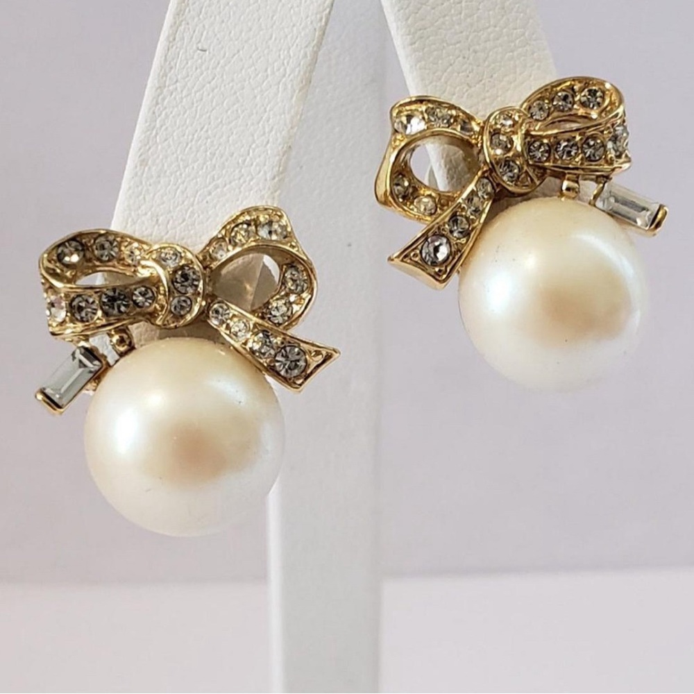 Nina Ricci Vintage Gold and Cream Bow Earrings with Pearls